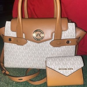 MK purse